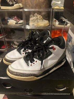 Nike Air Jordan 3 Retro "Infrared 23"